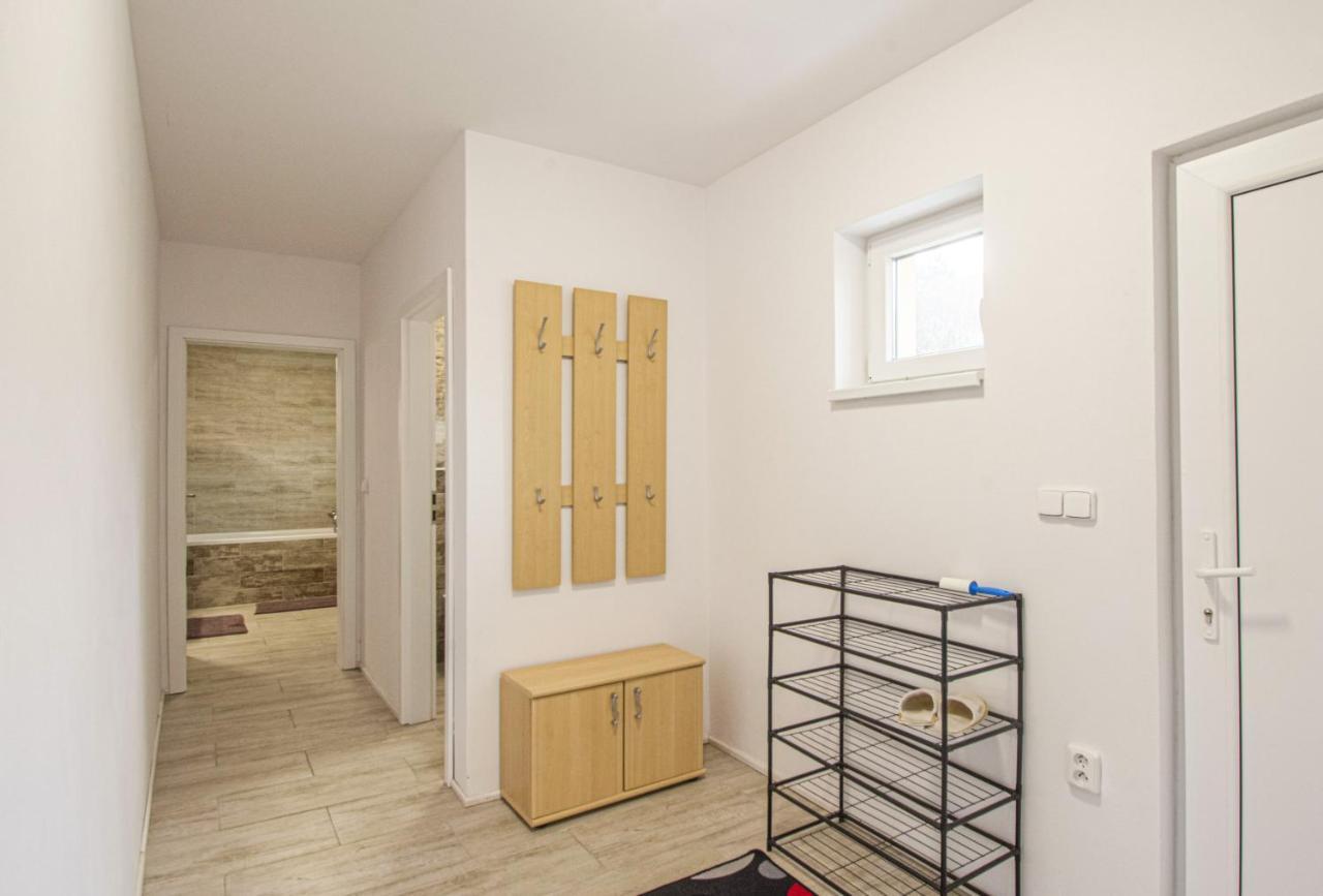 Velky Apartman Zlamanka Kromeriz Ngoại thất bức ảnh